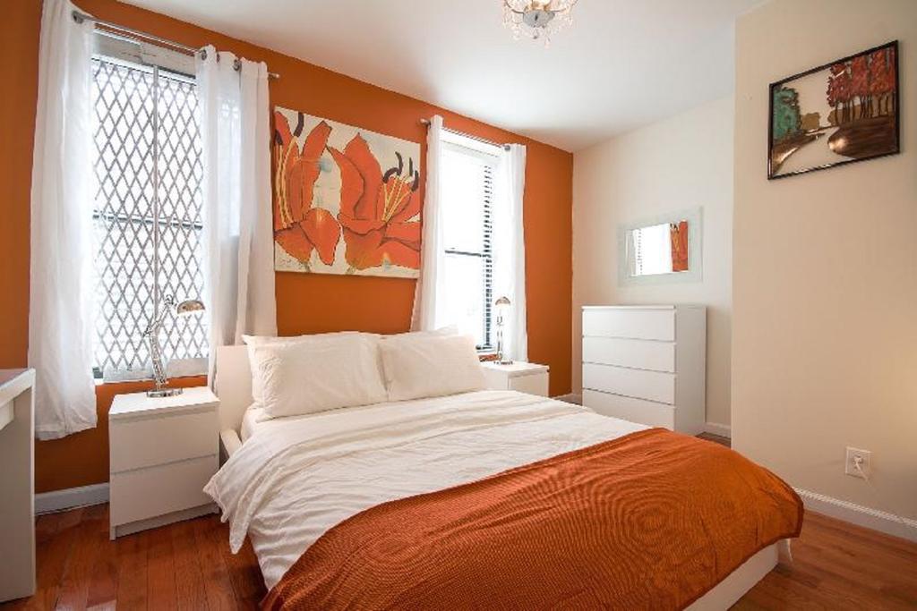 Washington Heights Apartment New York City Exterior photo
