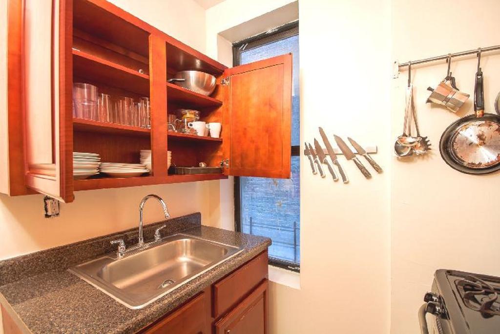 Washington Heights Apartment New York City Exterior photo
