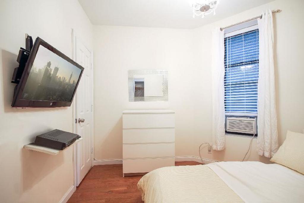 Washington Heights Apartment New York City Exterior photo