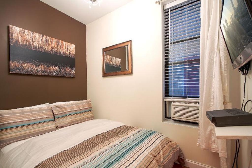 Washington Heights Apartment New York City Exterior photo