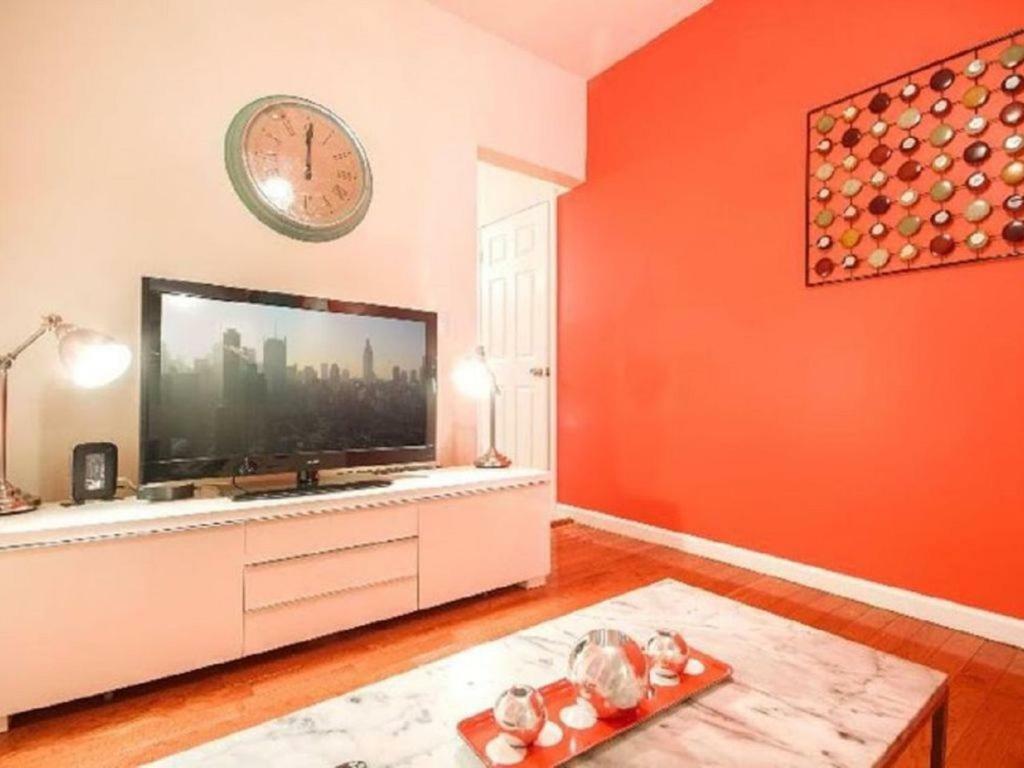 Washington Heights Apartment New York City Exterior photo
