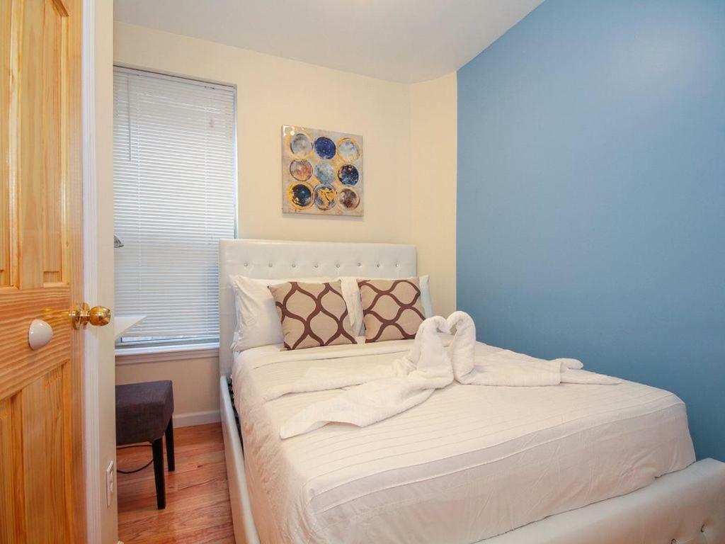 Washington Heights Apartment New York City Exterior photo